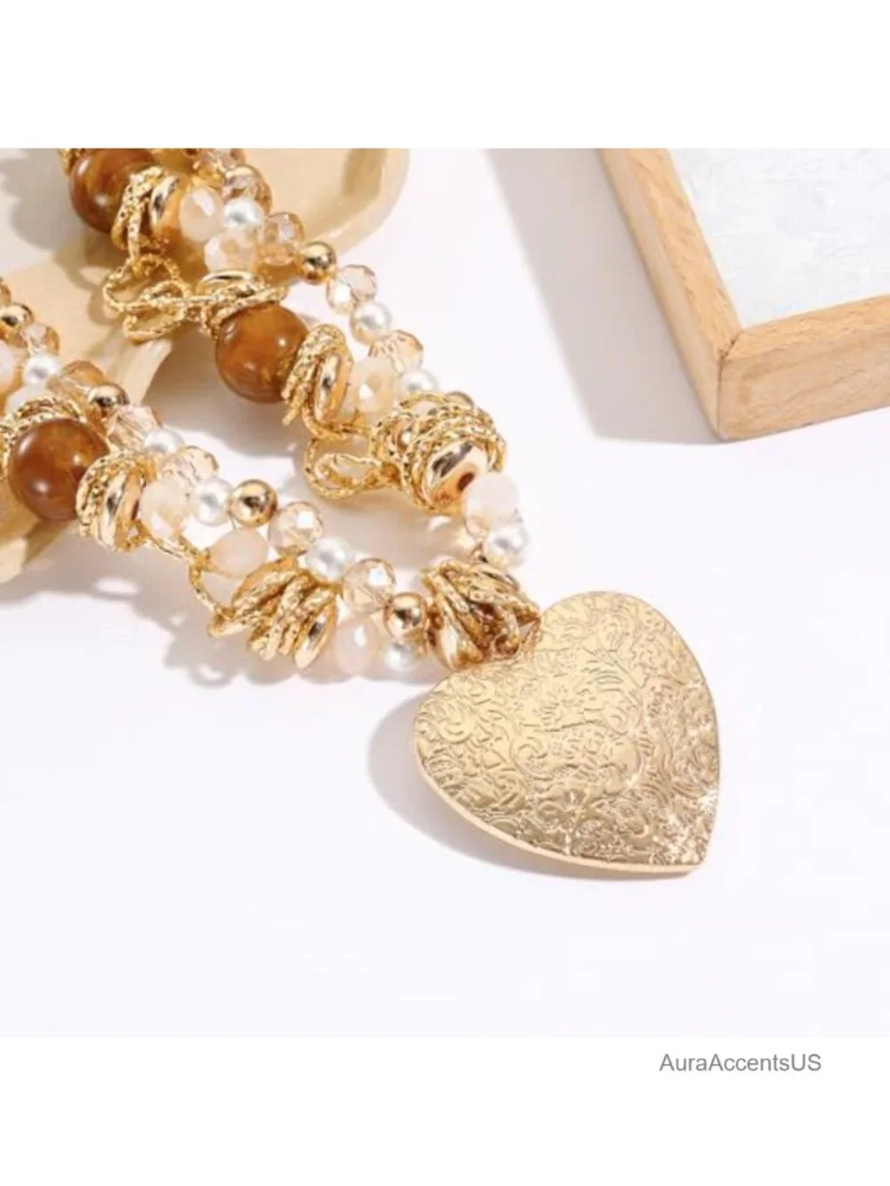Retro Layered Heart Pendant Necklace, Acrylic & Glass Beads, Lobster Clasp
